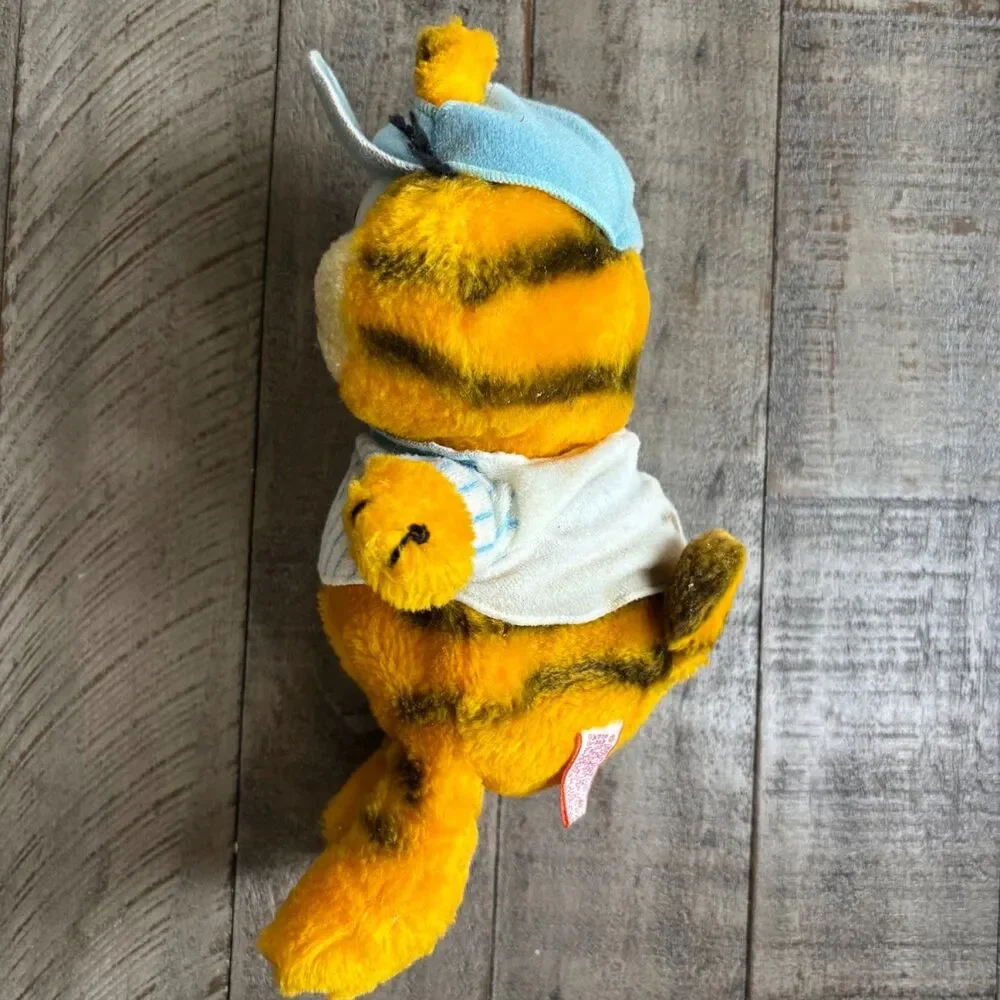Garfield Vintage 1978 1981 Baseball Plush Cat Stuffed Animal Collectible Toy